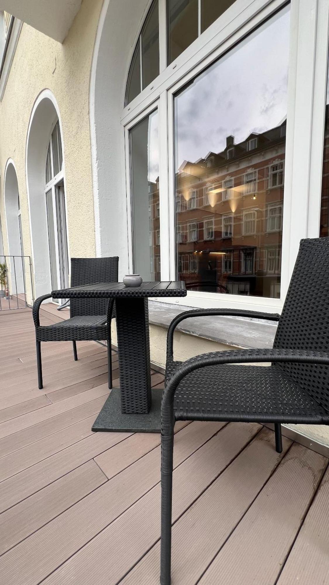 Neu! City-Loft-Apartment Im Goethe Palais I 5P I Lift I Parkplatz I Zentrum I Helios Aue  Exterior photo
